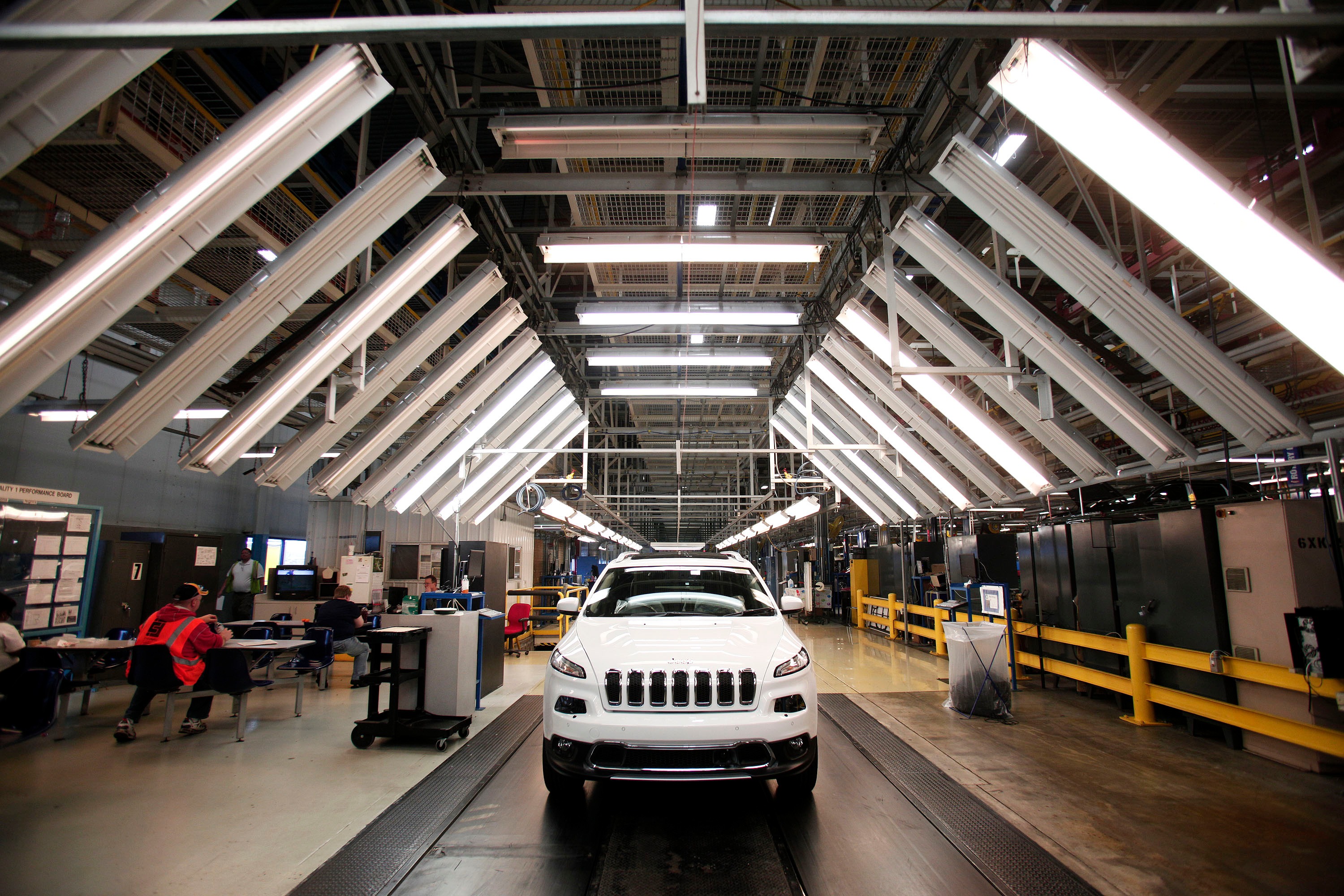 It is not only new vehicles like the ones rolling off Fiat Chrysler's assembly line that will be connected..jpg