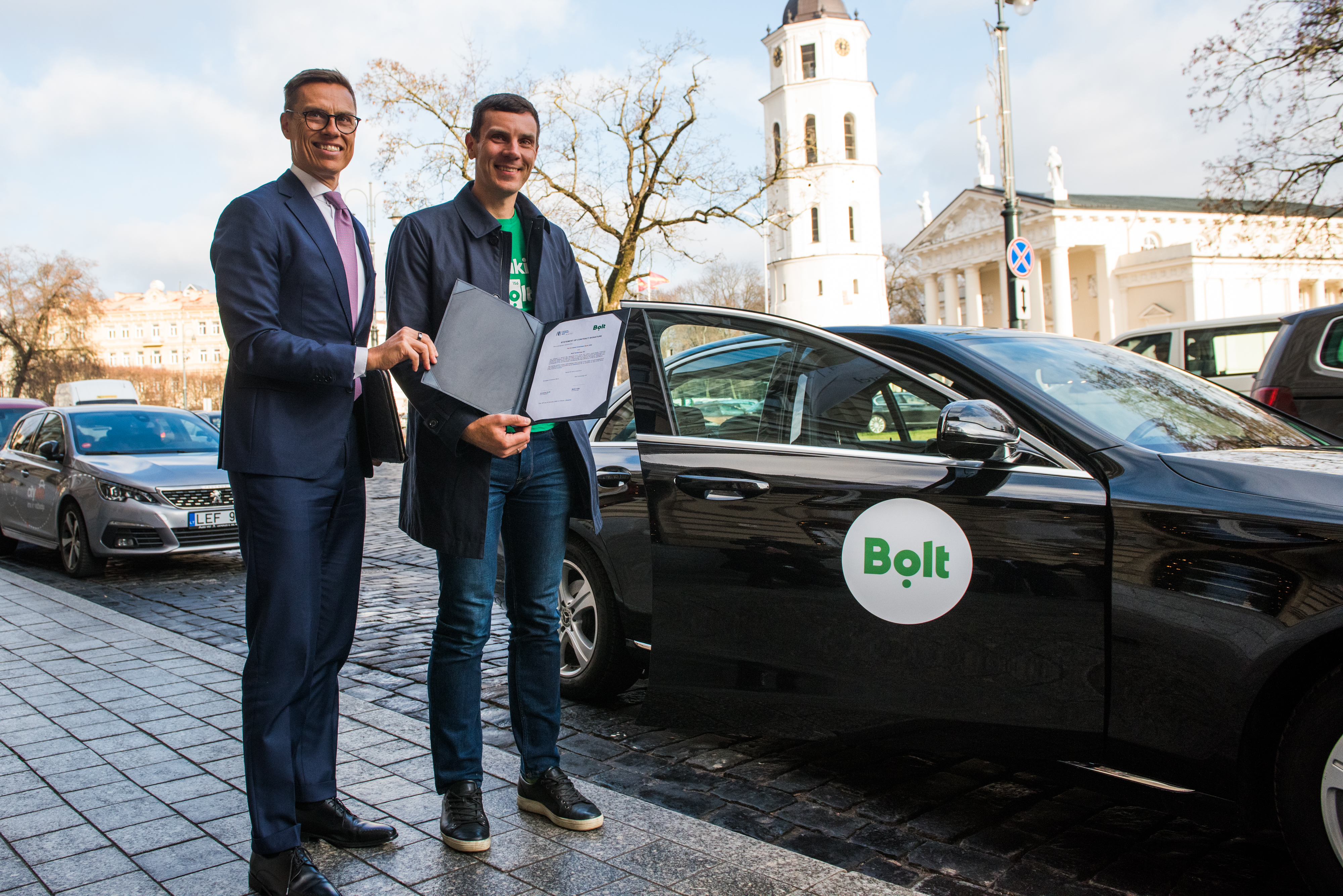 Alexander Stubb (left) and Bolt co-founder Martin Villig (credit: EIB)