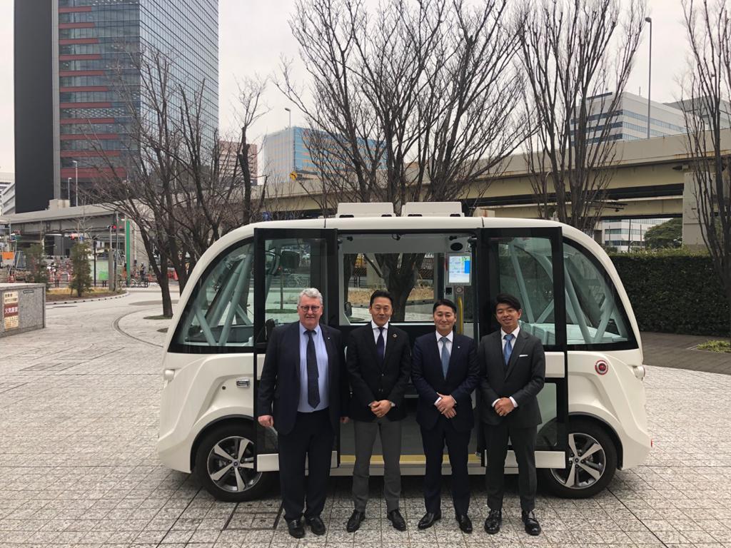 Left to right: Henri Coron (Navya chief business development officer), Atsushi Sato (Macnica president),  Masahiro Hashimoto (Sakai Mayor), Yuki SAJI - SB Drive (president). Source: Navya