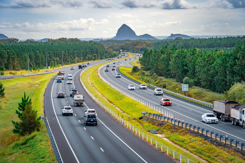 Australia Bruce Highway smart motorwat technology Queensland Brisbane ramp signals variable speed limit message signs vehicle detection systems CCTV cameras