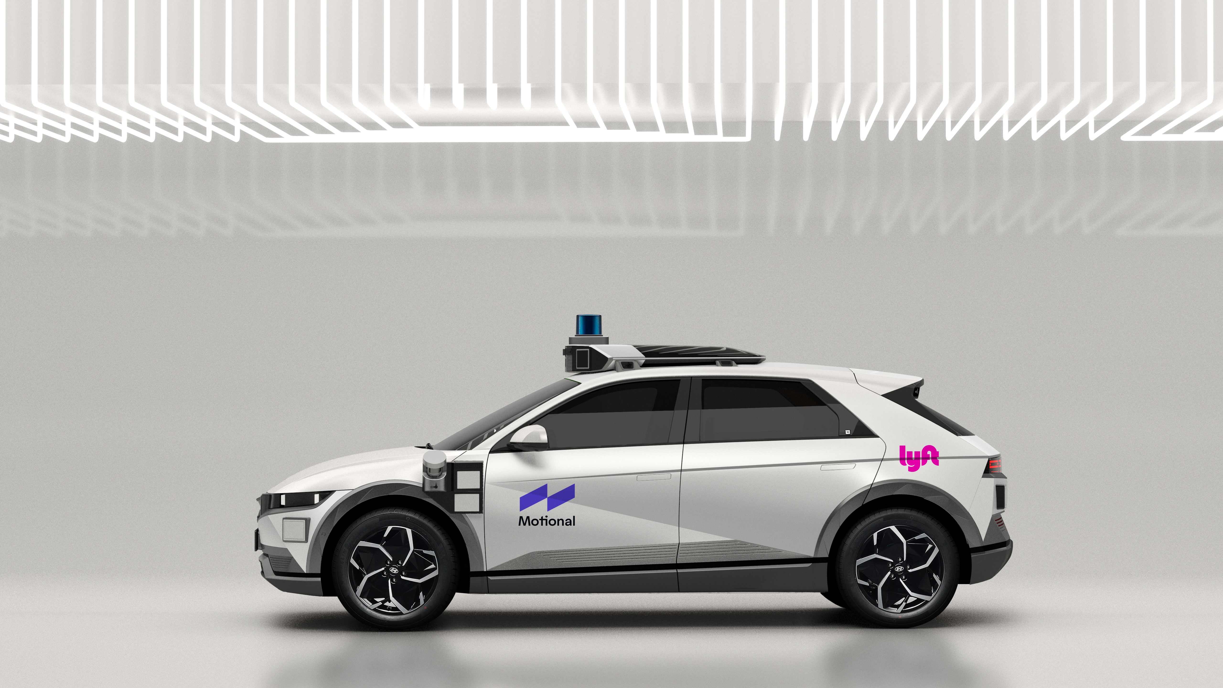 Lyft Motional autonomous vehicle Las Vegas Hyundai Ioniq 5-based robotaxi