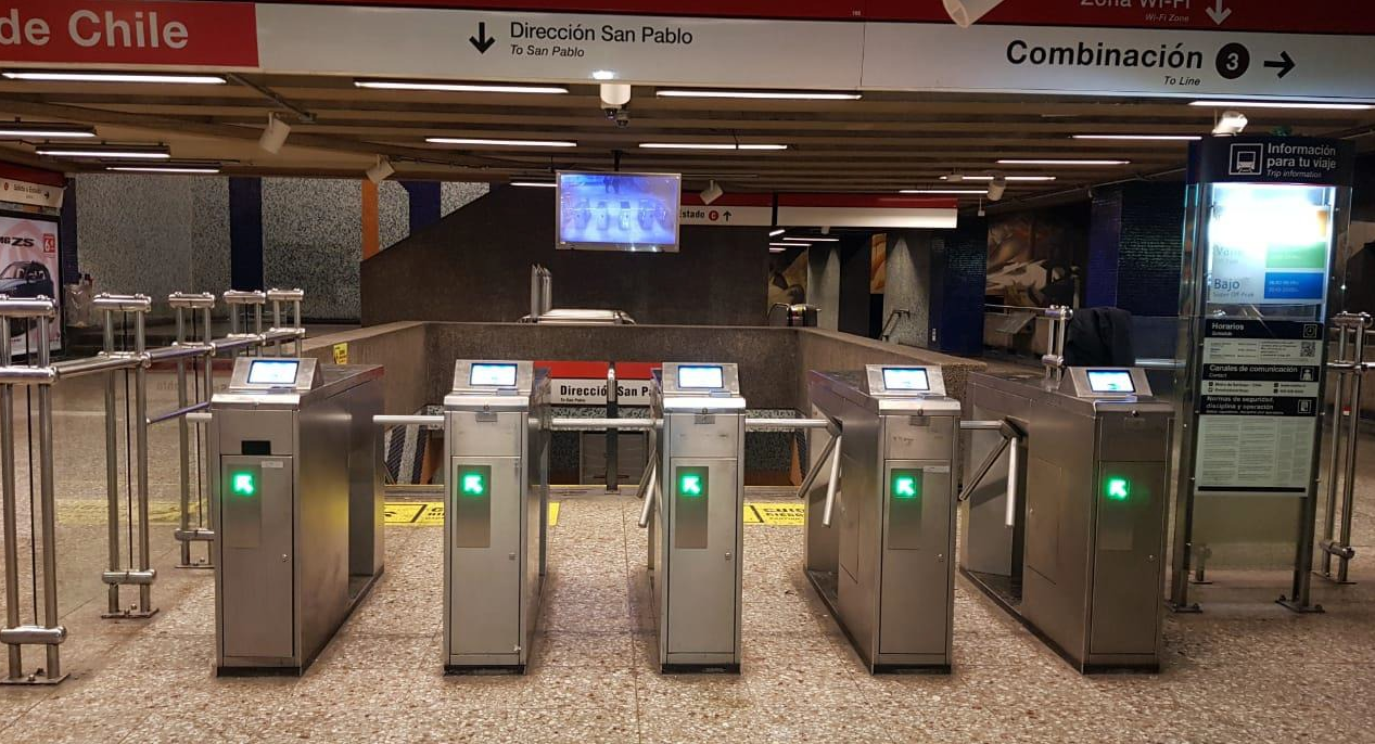 Indra Metro de Santiago Metrotren Alameda-Nos train service Chile transit accessibility Mova Collect
