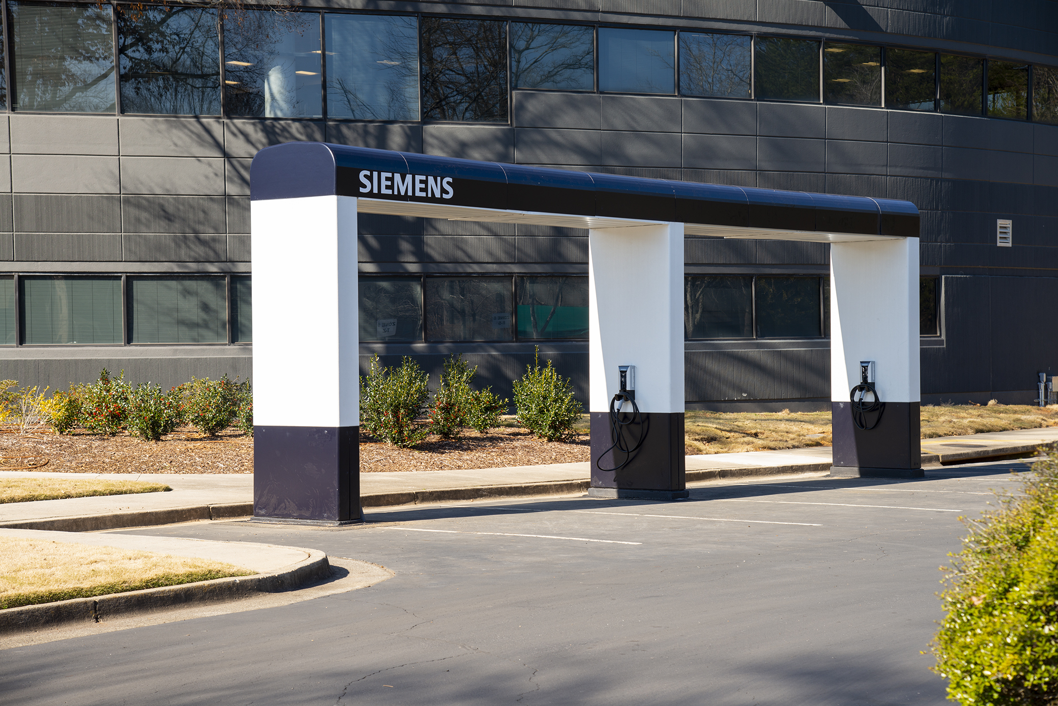 Siemens Smart Infrastructure in the US EV charging structure Peachtree Corners Nexii Building Solutions