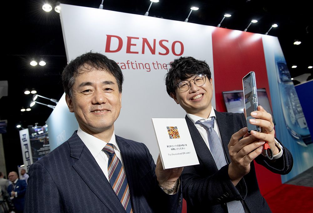 Hirotsugu Takeuchi (left) & Shinnosuke Tanaka of Denso