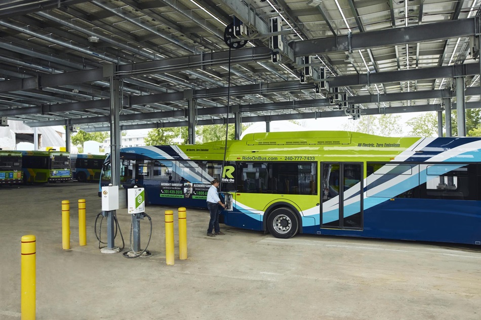 Decarbonisation public transport US green transit microgrid