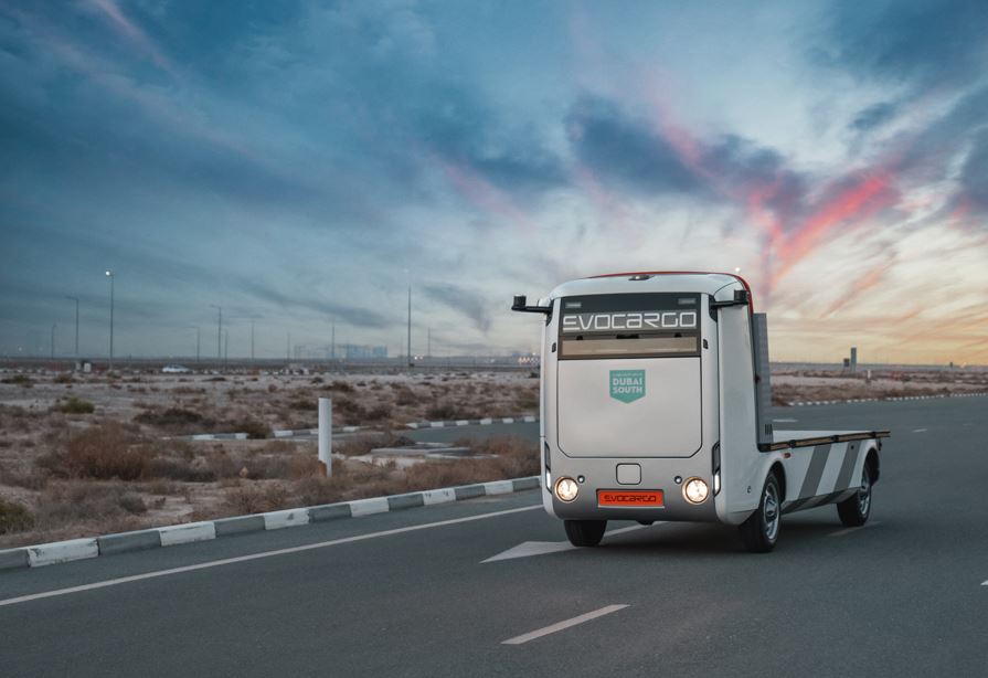 Dubai autonomous truck environmental decarbonisation