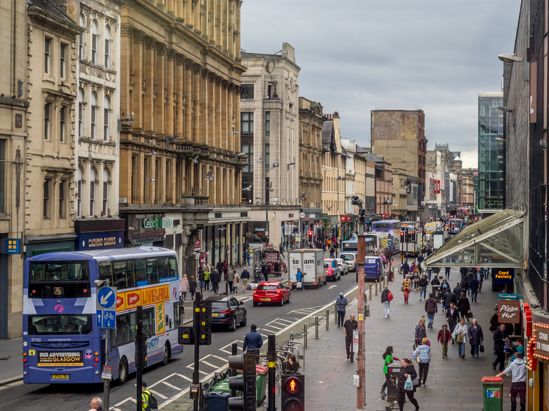 Glasgow Vision Zero bus priority decarbonisation sustainable © Jeff Whyte | Dreamstime.com