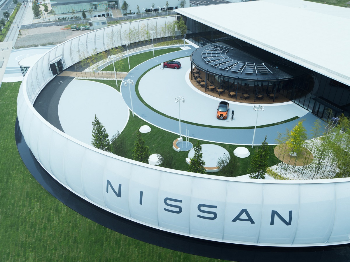 Nissan pavilion 2