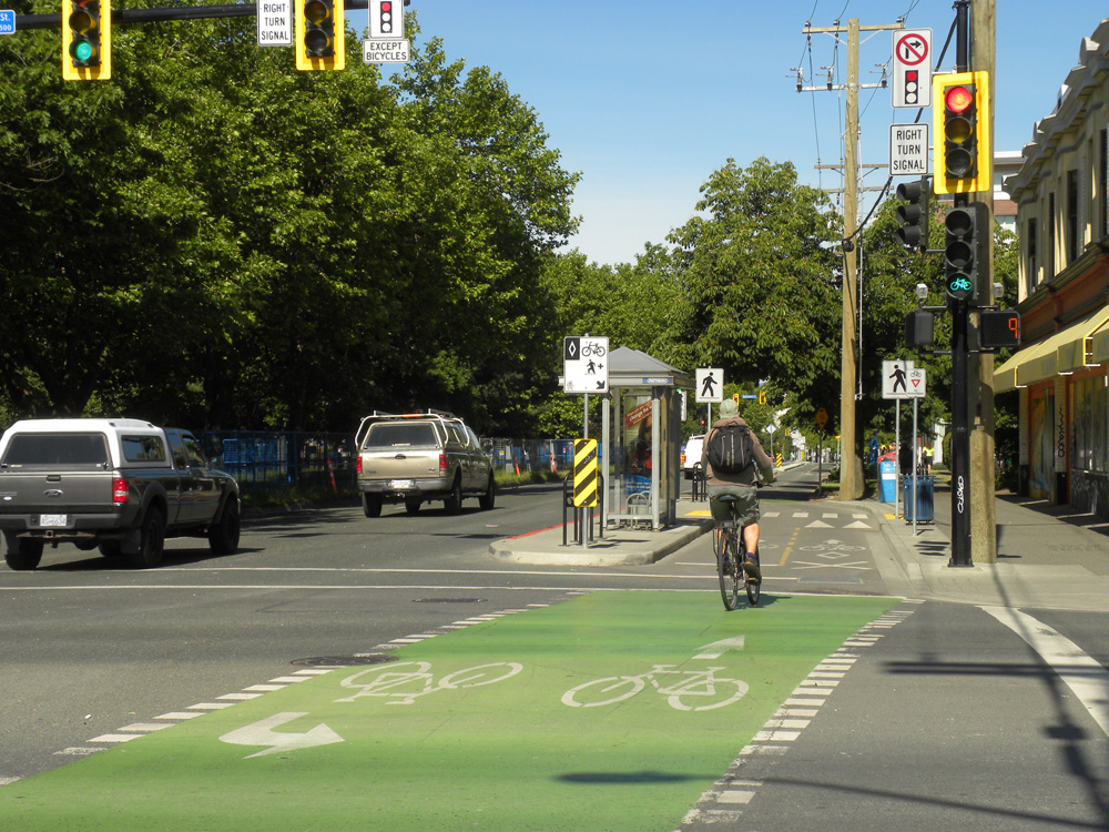 Advanced green lights for cyclists are popular in Victoria, British  Columbia, Canada