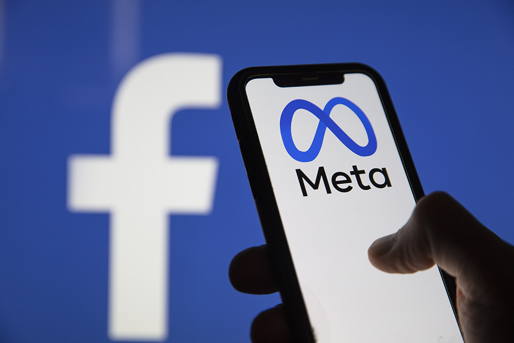 Facebook has become Meta: ‘What does this mean for transport and logistics and for our mobility?’ © Inkdropcreative1 | Dreamstime.com