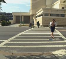 The Tampa trial will use an RSU to detect pedestrian on a midblock crosswalk and then broadcast a localised alert to drivers of connected vehicles..jpg