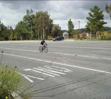 Paralleogram loops for bicycle detection