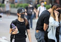 Singapore is issuing masks to protect taxi drivers and their passengers (© Mwphoto55 | Dreamstime.com)