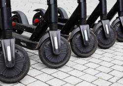 Oslo combats mess caused by dumped e-scooters (© Rolandm | Dreamstime.com)