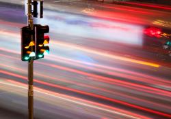 Dallas may use CV tech that allows traffic signal controllers to communicate with vehicles (© Comzeal | Dreamstime.com)
