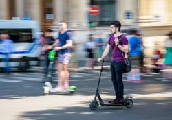 Paris micromobility vote deaths injuries referendum © Olrat | Dreamstime.com