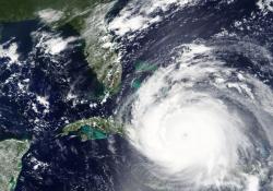Hurricane Irma emergency preparations US DoT (© Lavizzara | Dreamstime.com)